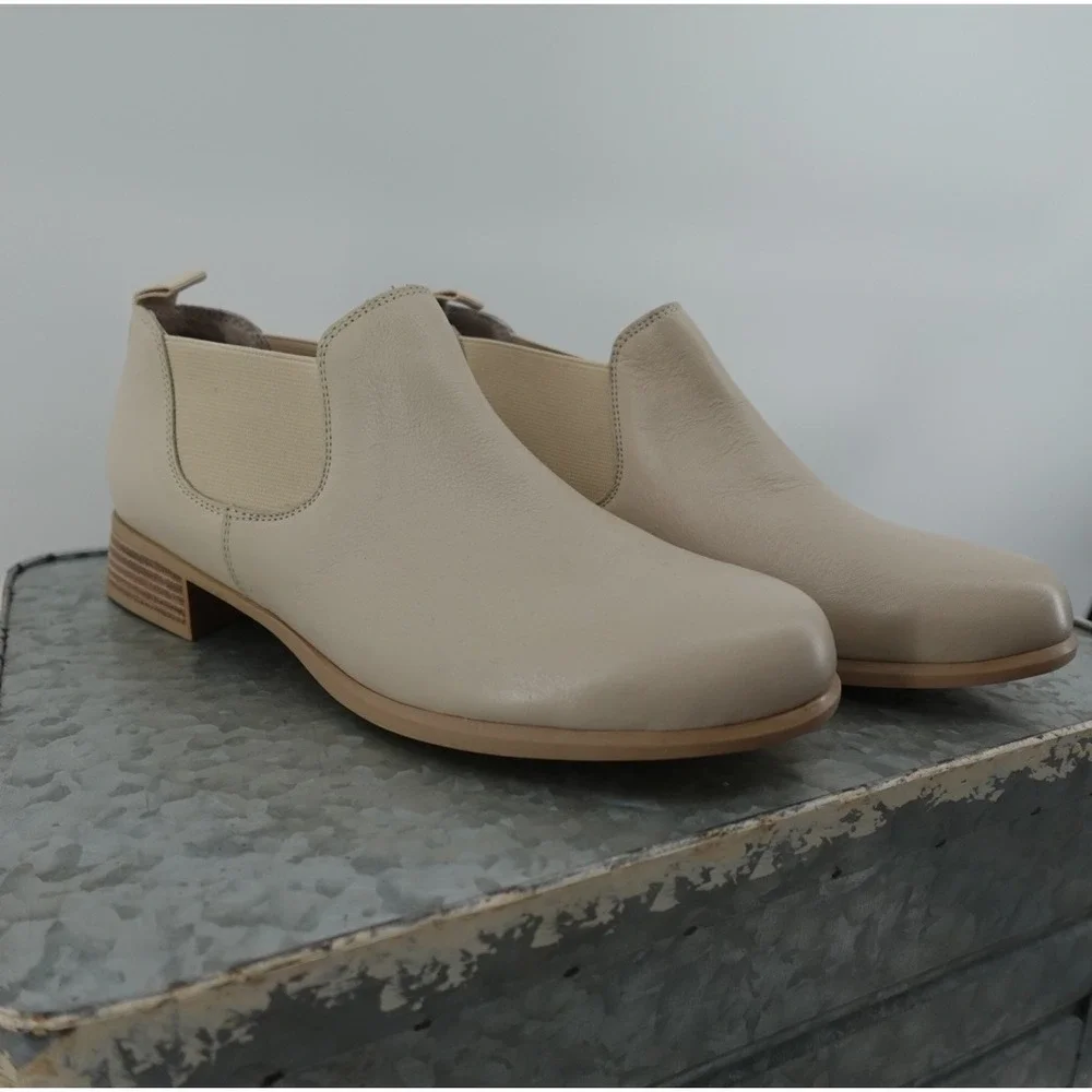 Munro American Beige Leather Ankle Boots Chelsea Bootie Low Heel M211411 Mens 8M